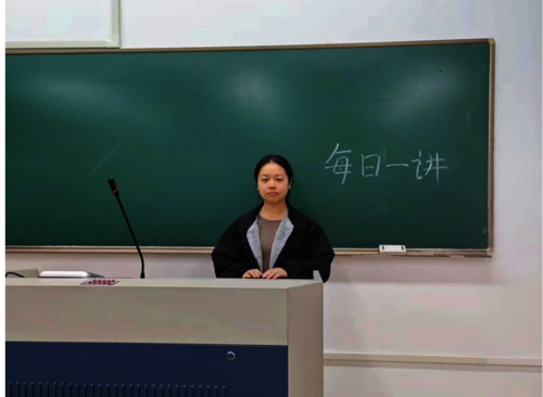 胡逸婕