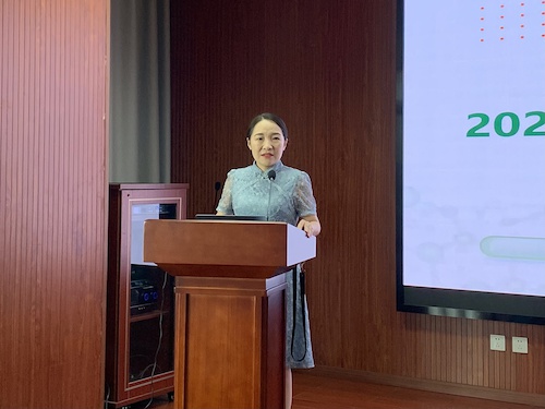 王倩书记作就业动员讲话